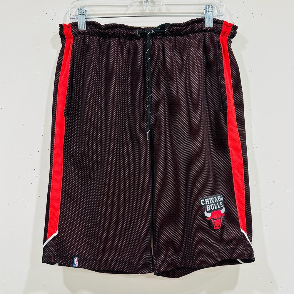Chicago Bulls NBA Basketball‎ Shorts Mesh Training Gym Black Red Men's Size M